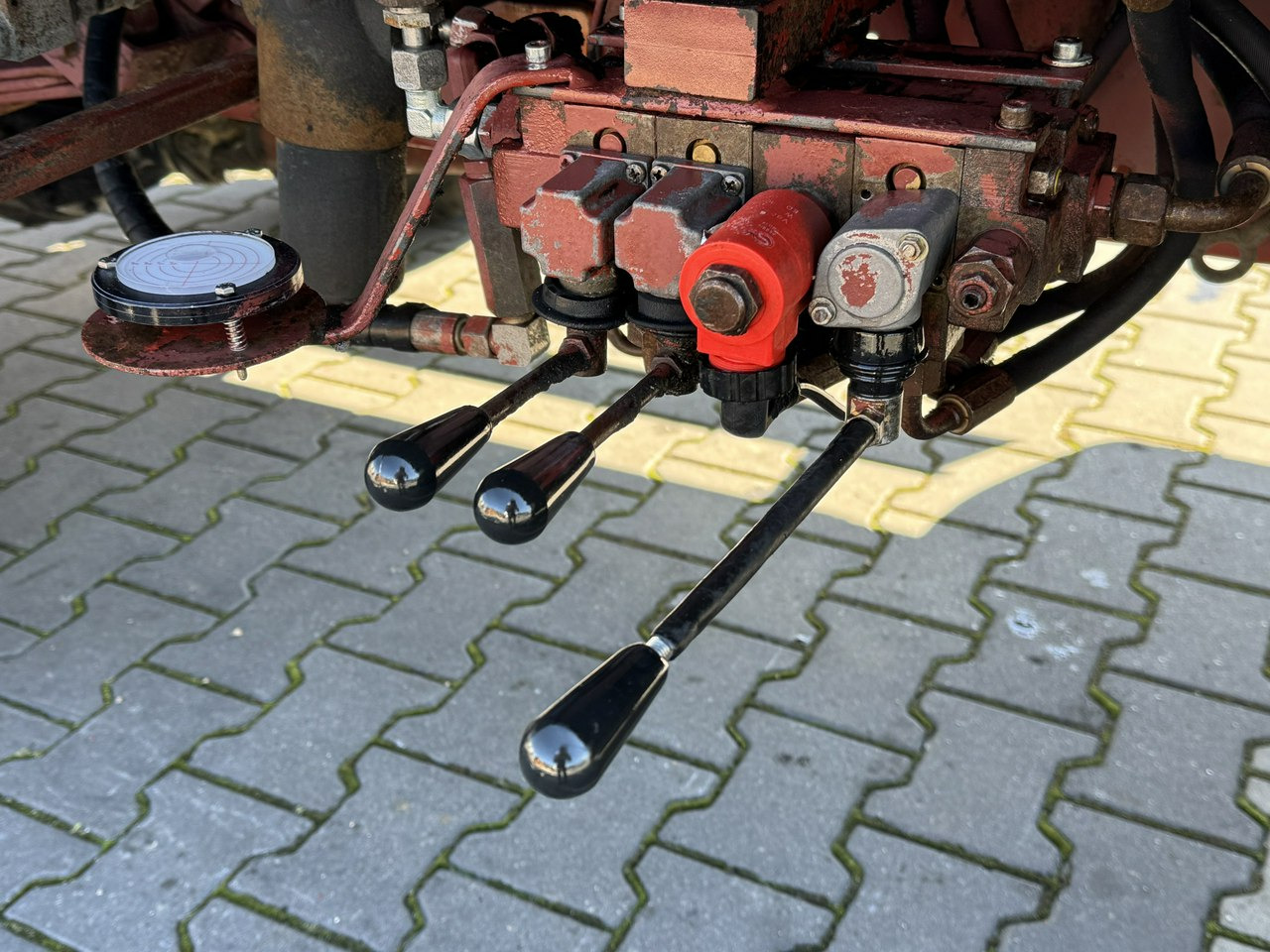 Camión con plataforma elevadora Iveco Daily: foto 11 Camión con plataforma elevadora Iveco Daily: foto 11