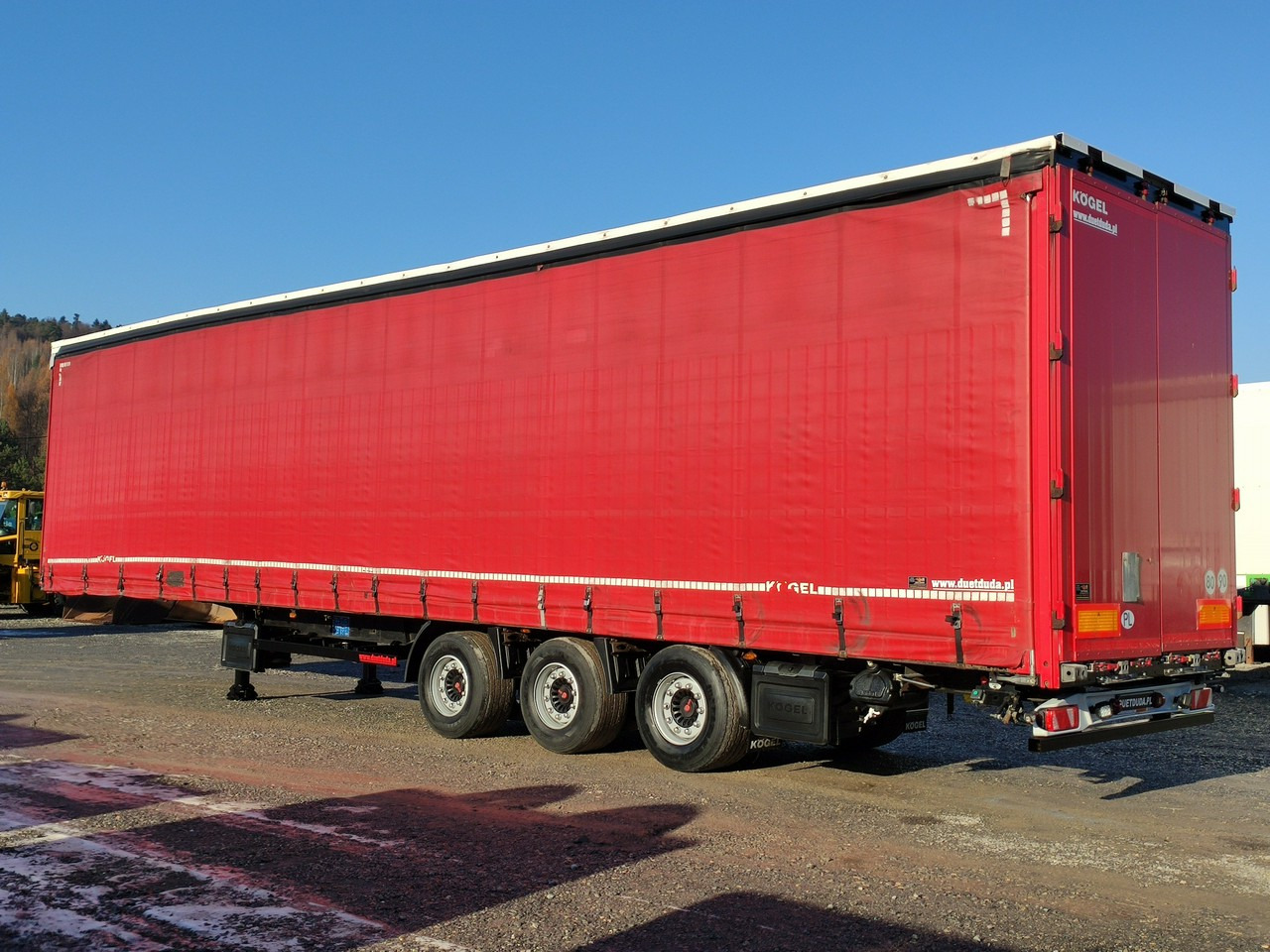 Semirremolque lona Kogel SN24 Firana Mega Oś Podnoszona: foto 11 Semirremolque lona Kogel SN24 Firana Mega Oś Podnoszona: foto 11