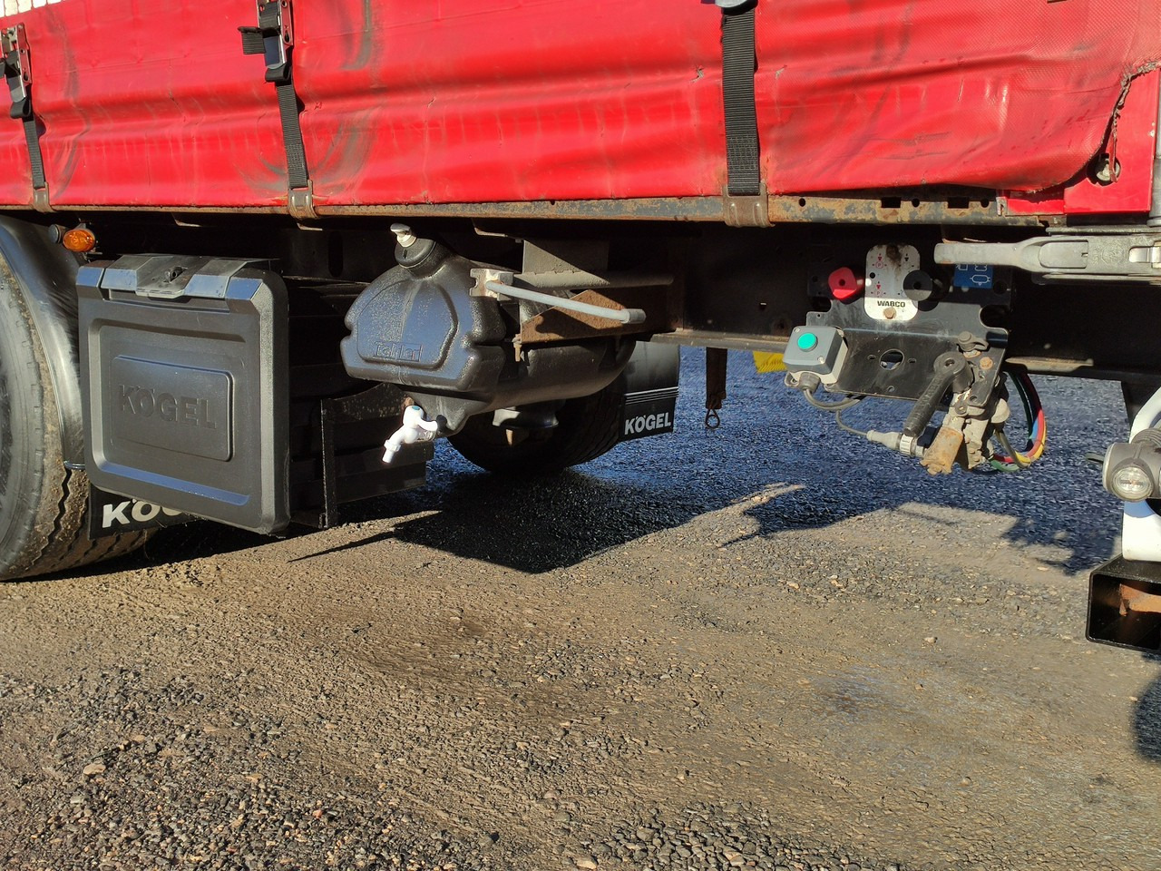 Semirremolque lona Kogel SN24 Firana Mega Oś Podnoszona: foto 12 Semirremolque lona Kogel SN24 Firana Mega Oś Podnoszona: foto 12