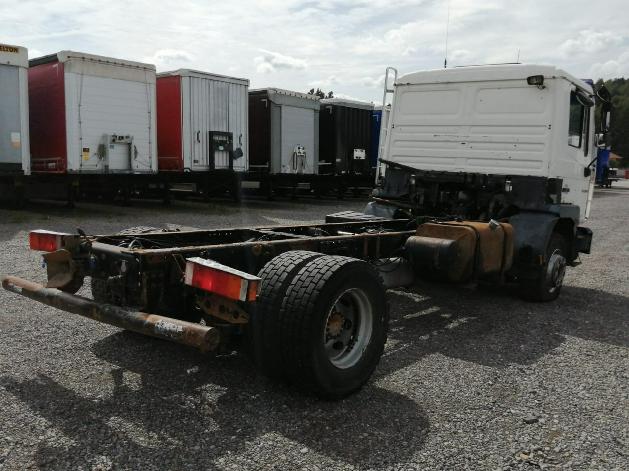 MAN ME 220B 4x2 Rama do zabudowy Sprawny !!! - Camión chasis: foto 4 MAN ME 220B 4x2 Rama do zabudowy Sprawny !!! - Camión chasis: foto 4