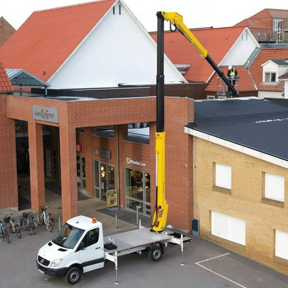 Mercedes Sprinter Zwyżka Podnośnik Koszowy VERSALIFT VTX-240 UDT - Camión con plataforma elevadora: foto 3 Mercedes Sprinter Zwyżka Podnośnik Koszowy VERSALIFT VTX-240 UDT - Camión con plataforma elevadora: foto 3