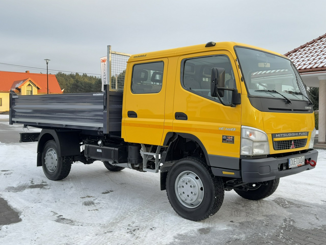 Mitsubishi Canter Fuso 4x4 17C18D 4.9/180KM Wywrotka 3-stronna - Camión volquete: foto 2 Mitsubishi Canter Fuso 4x4 17C18D 4.9/180KM Wywrotka 3-stronna - Camión volquete: foto 2