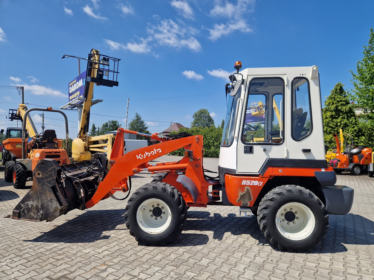 KUBOTA R520N - Cargadora de ruedas: foto 1 KUBOTA R520N - Cargadora de ruedas: foto 1