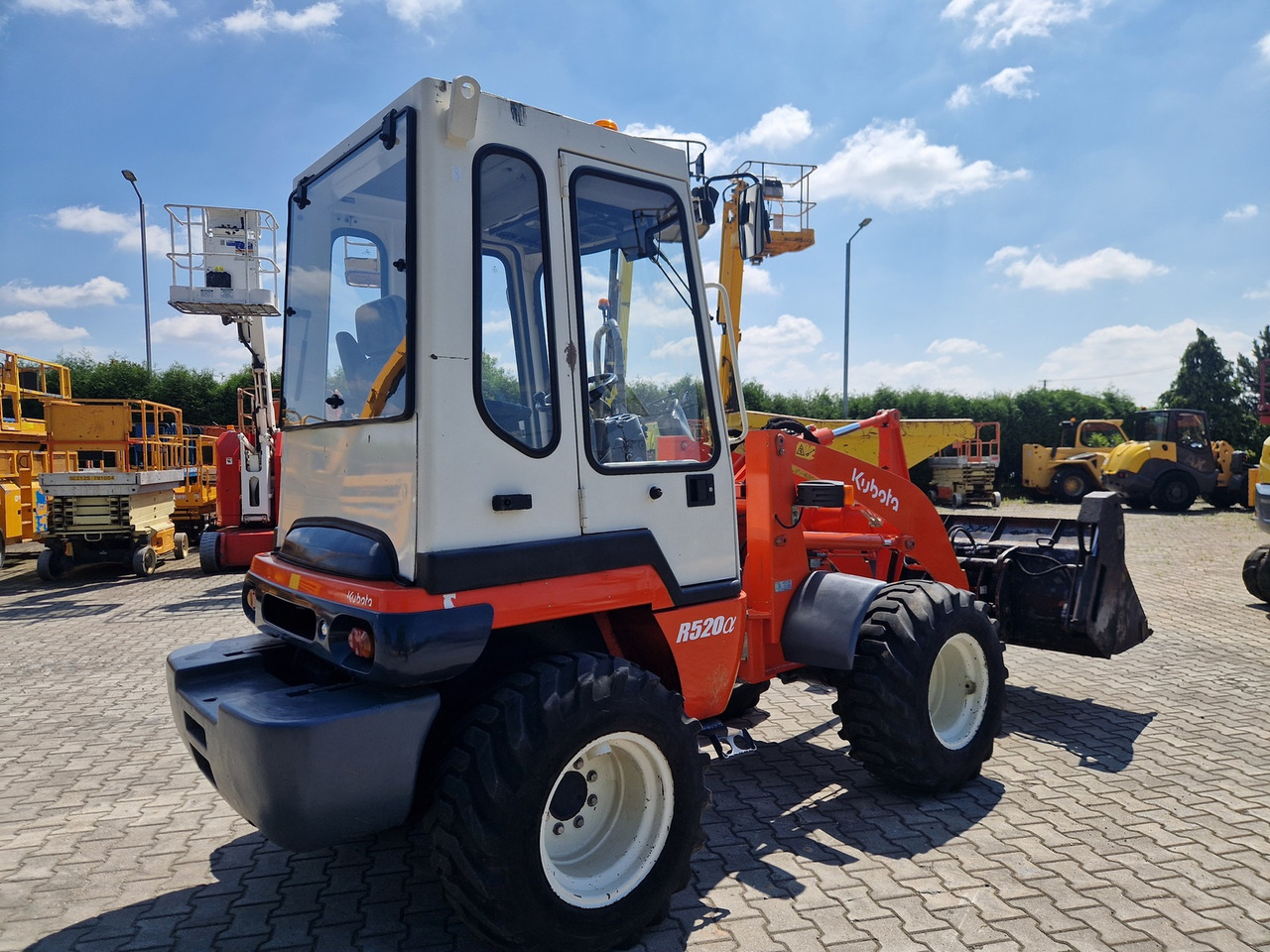 KUBOTA R520N - Cargadora de ruedas: foto 3 KUBOTA R520N - Cargadora de ruedas: foto 3