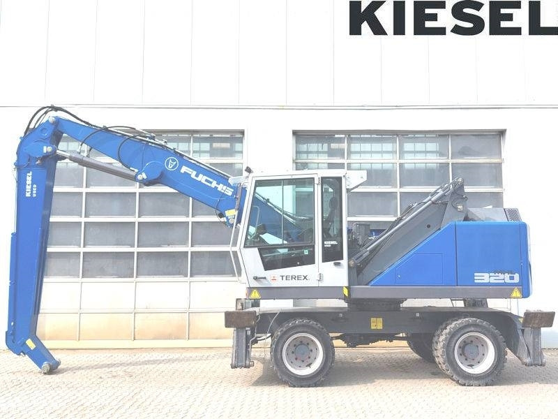 Fuchs MHL 320 F - Manipulador de materiales: foto 1 Fuchs MHL 320 F - Manipulador de materiales: foto 1