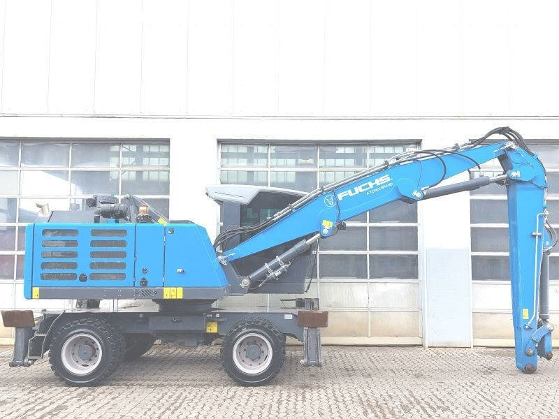Fuchs MHL 320 F - Manipulador de materiales: foto 5 Fuchs MHL 320 F - Manipulador de materiales: foto 5