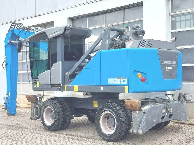Fuchs MHL 320 F - Manipulador de materiales: foto 3 Fuchs MHL 320 F - Manipulador de materiales: foto 3
