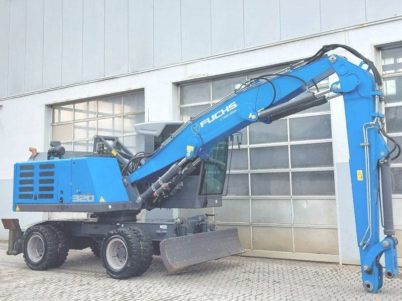 Fuchs MHL 320 F - Manipulador de materiales: foto 4 Fuchs MHL 320 F - Manipulador de materiales: foto 4