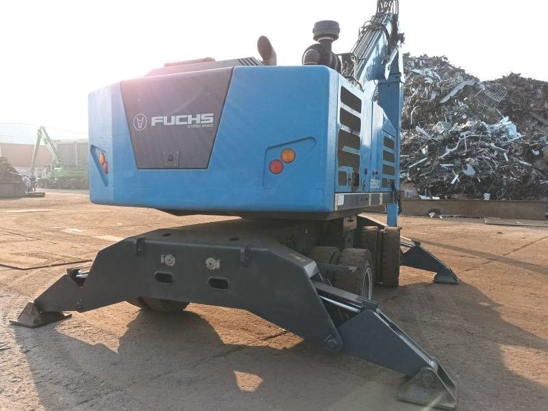 Fuchs MHL 350 F FQC - Manipulador de materiales: foto 4 Fuchs MHL 350 F FQC - Manipulador de materiales: foto 4