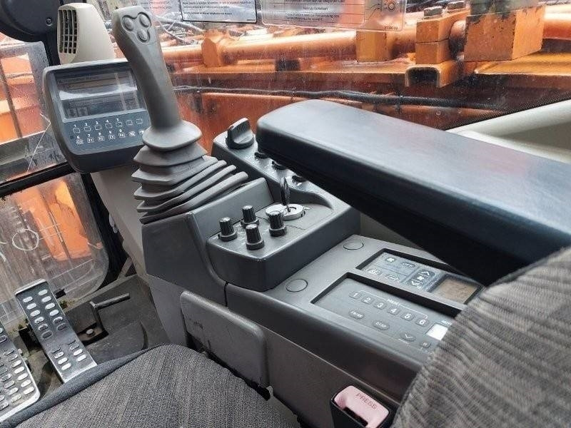 Excavadora de demolición Hitachi ZX 520 LCD-3: foto 12 Excavadora de demolición Hitachi ZX 520 LCD-3: foto 12