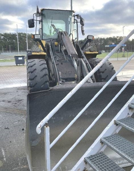 Komatsu WA 200 PT-5 - Cargadora de ruedas: foto 2 Komatsu WA 200 PT-5 - Cargadora de ruedas: foto 2