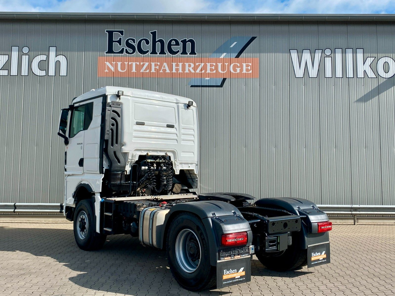 MAN TGX 18.510 4x4 HYDRO | TG3*2x Hydraulik*ACC*Navi - Cabeza tractora: foto 3 MAN TGX 18.510 4x4 HYDRO | TG3*2x Hydraulik*ACC*Navi - Cabeza tractora: foto 3