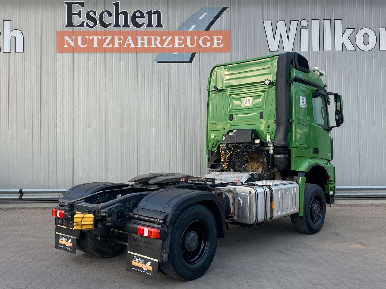 Mercedes-Benz 1851 4x4 MP4 | LOF*Blatt*2x Hydraulik*Klima*1.Hd - Cabeza tractora: foto 5 Mercedes-Benz 1851 4x4 MP4 | LOF*Blatt*2x Hydraulik*Klima*1.Hd - Cabeza tractora: foto 5