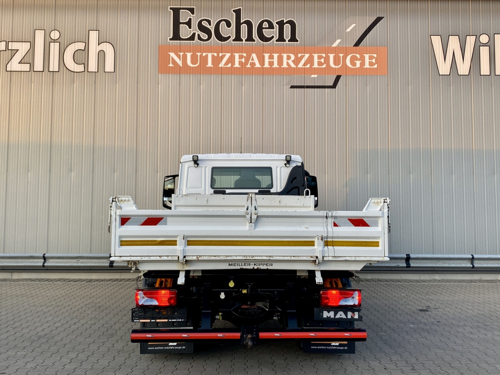 MAN TGL 8.220 4x2 BB - Camión volquete: foto 5 MAN TGL 8.220 4x2 BB - Camión volquete: foto 5