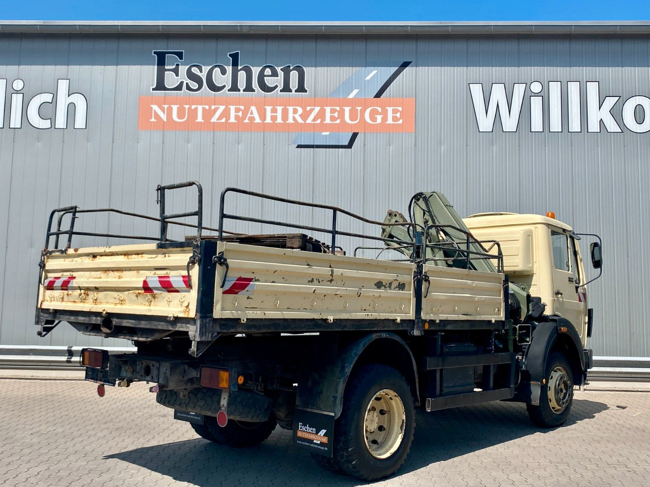 Mercedes-Benz 1017 4x4 Allrad Pritsche | HIAB 060-2 Kran*36TKM - Camión caja abierta, Camión grúa: foto 5 Mercedes-Benz 1017 4x4 Allrad Pritsche | HIAB 060-2 Kran*36TKM - Camión caja abierta, Camión grúa: foto 5