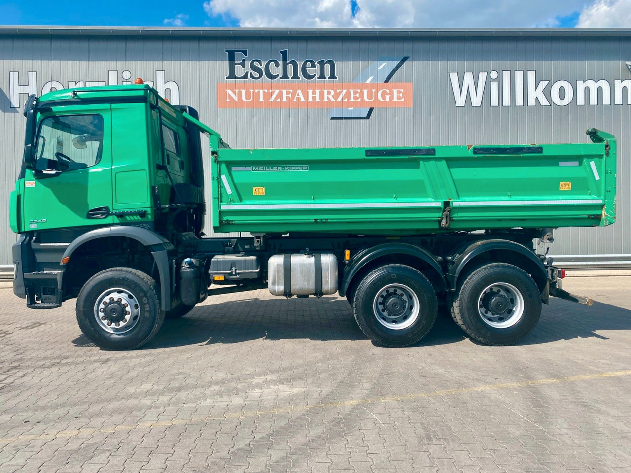 Mercedes-Benz 3345 Arocs 6x6 | MEILLER*Bordmatik*AHK*Blatt*AC - Camión volquete: foto 3 Mercedes-Benz 3345 Arocs 6x6 | MEILLER*Bordmatik*AHK*Blatt*AC - Camión volquete: foto 3