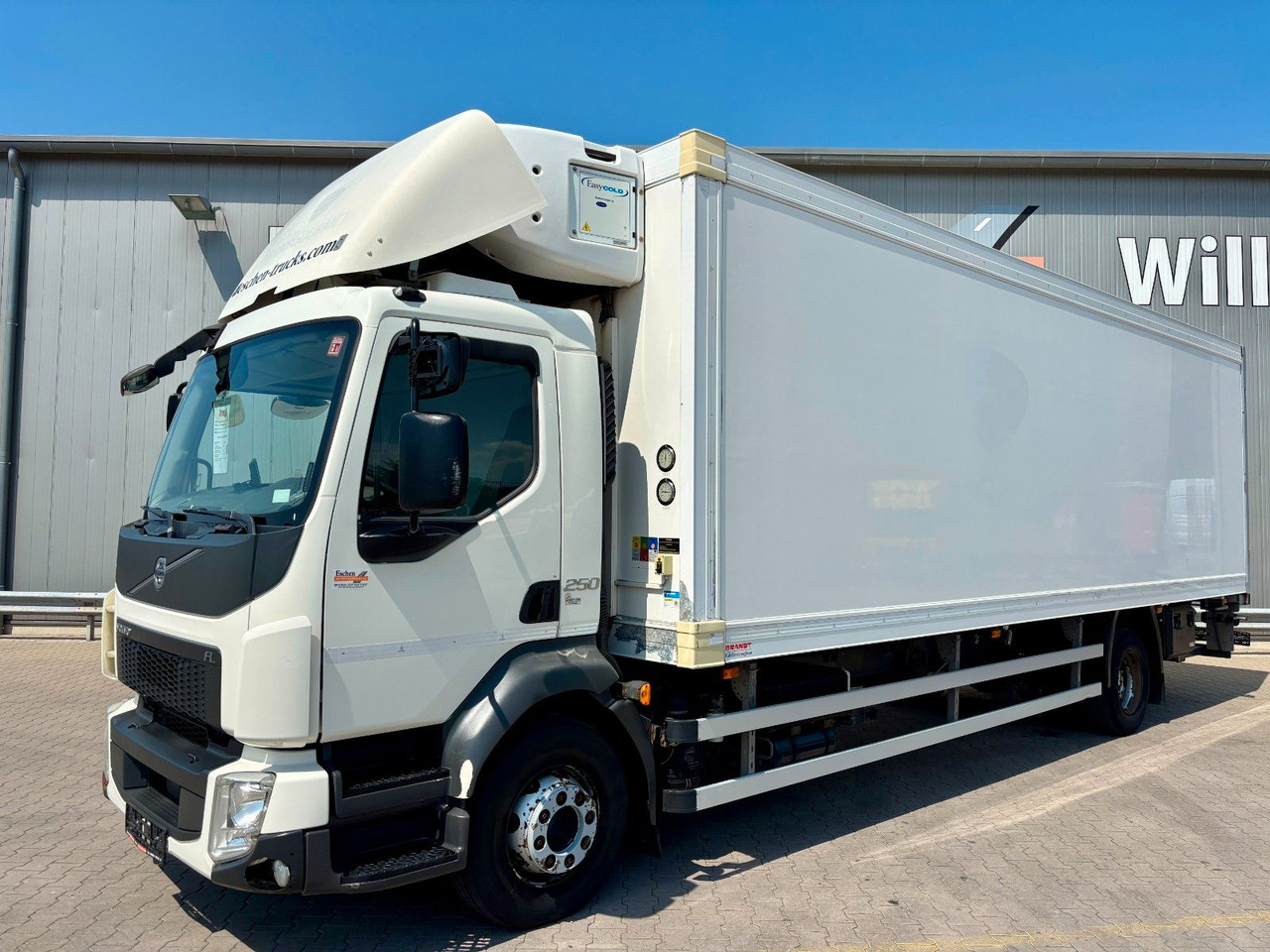 Volvo FL 250|CarrierSupra1250MT*Diesel/Netz*LBW 2.0to. - Camión frigorífico: foto 1 Volvo FL 250|CarrierSupra1250MT*Diesel/Netz*LBW 2.0to. - Camión frigorífico: foto 1