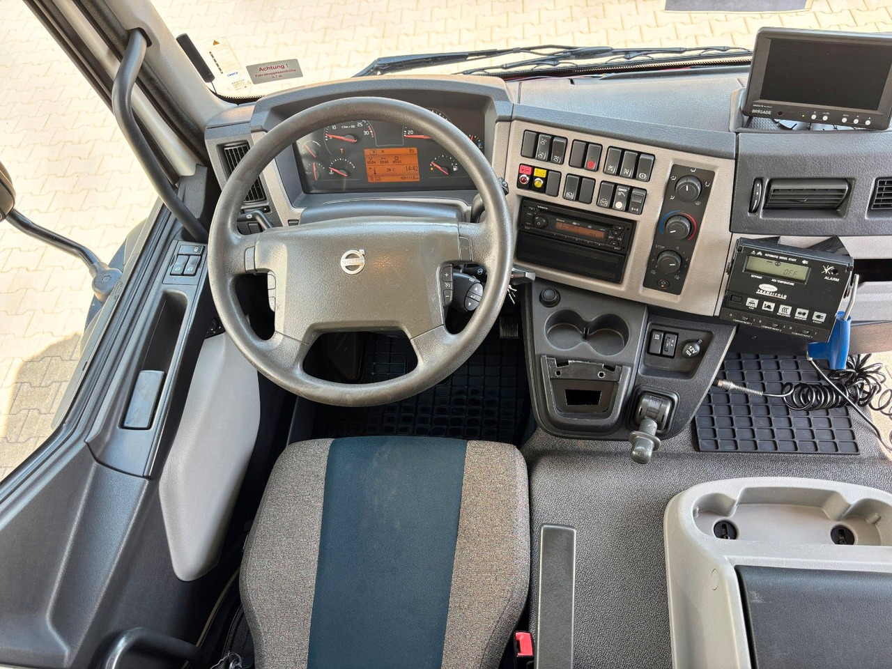 Camión frigorífico Volvo FL 250|CarrierSupra1250MT*Diesel/Netz*LBW 2.0to.: foto 16