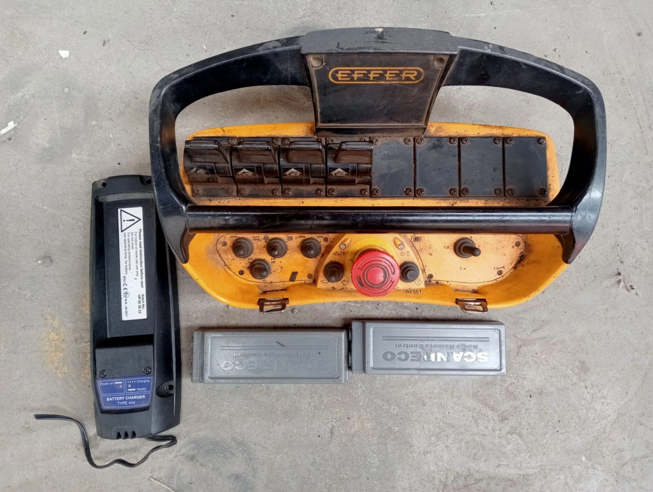 Grúa EFFER 305 5S - Grúa para camión para Camión: foto 2 Grúa EFFER 305 5S - Grúa para camión para Camión: foto 2