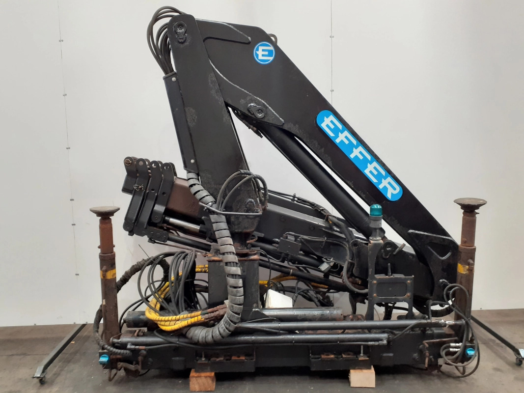 Grúa Effer 100 - 3S - Grúa para camión para Camión: foto 2 Grúa Effer 100 - 3S - Grúa para camión para Camión: foto 2