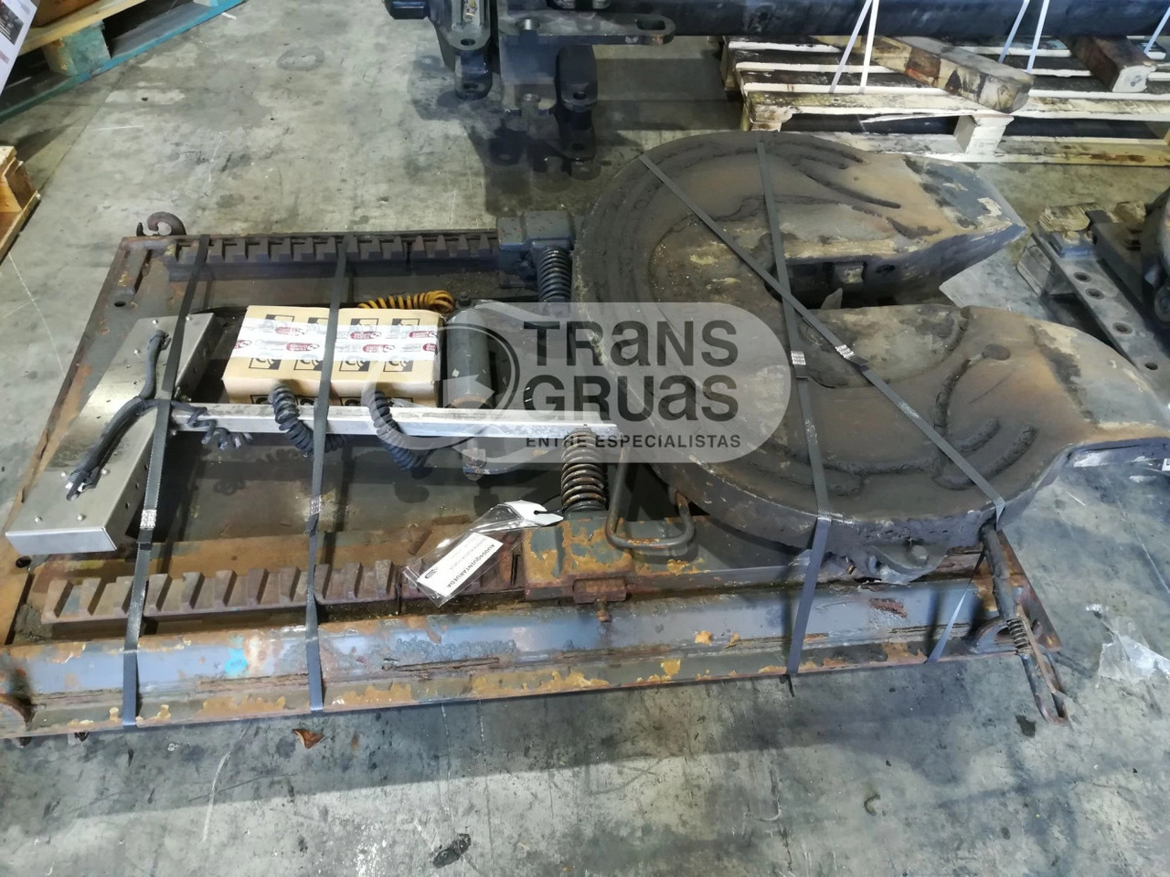 Quinta rueda + carro desplazable - Quinta rueda para Camión: foto 1 Quinta rueda + carro desplazable - Quinta rueda para Camión: foto 1