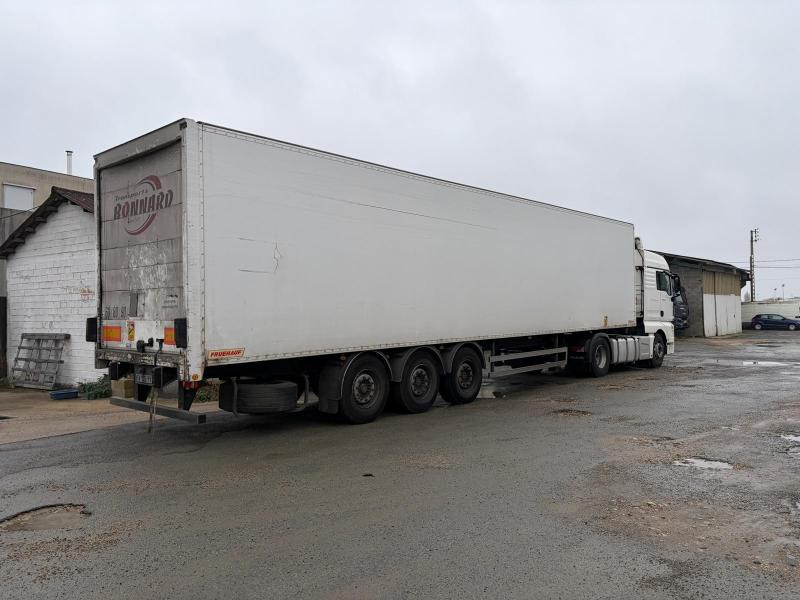 Fruehauf - Semirremolque caja cerrada: foto 1 Fruehauf - Semirremolque caja cerrada: foto 1