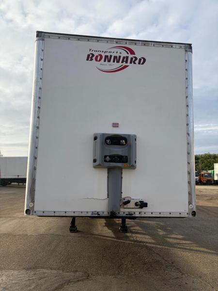 Semirremolque caja cerrada Fruehauf: foto 6