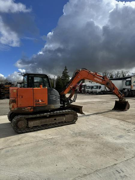 Hitachi ZX85USB-5A - Excavadora de cadenas: foto 2 Hitachi ZX85USB-5A - Excavadora de cadenas: foto 2