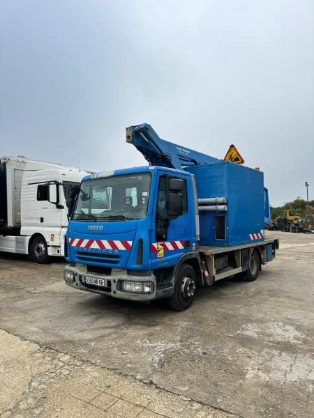 Iveco 100E19 - Camión con plataforma elevadora: foto 1 Iveco 100E19 - Camión con plataforma elevadora: foto 1