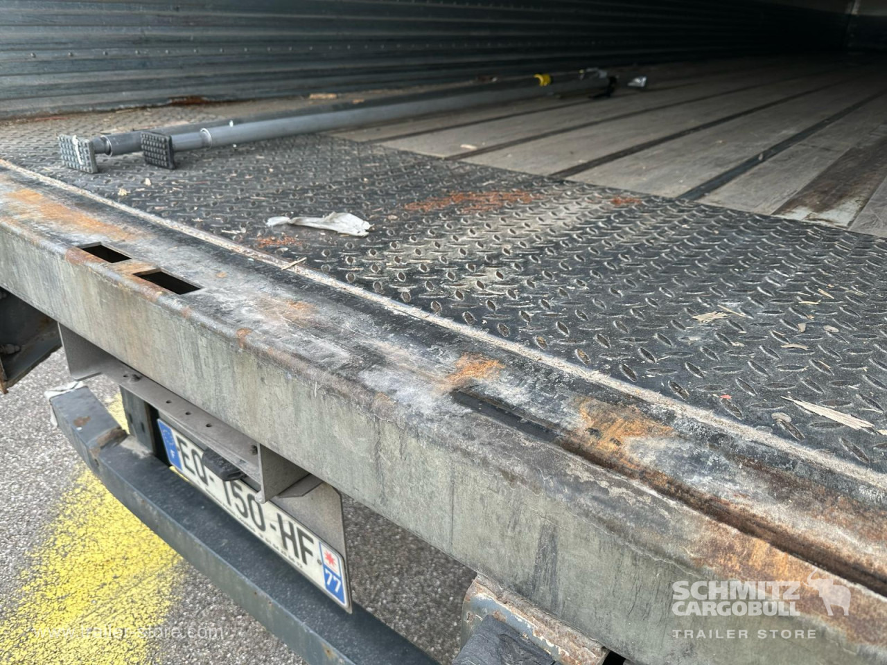 FRUEHAUF Dryfreight Standard Roller shutter door - Semirremolque caja cerrada: foto 4 FRUEHAUF Dryfreight Standard Roller shutter door - Semirremolque caja cerrada: foto 4