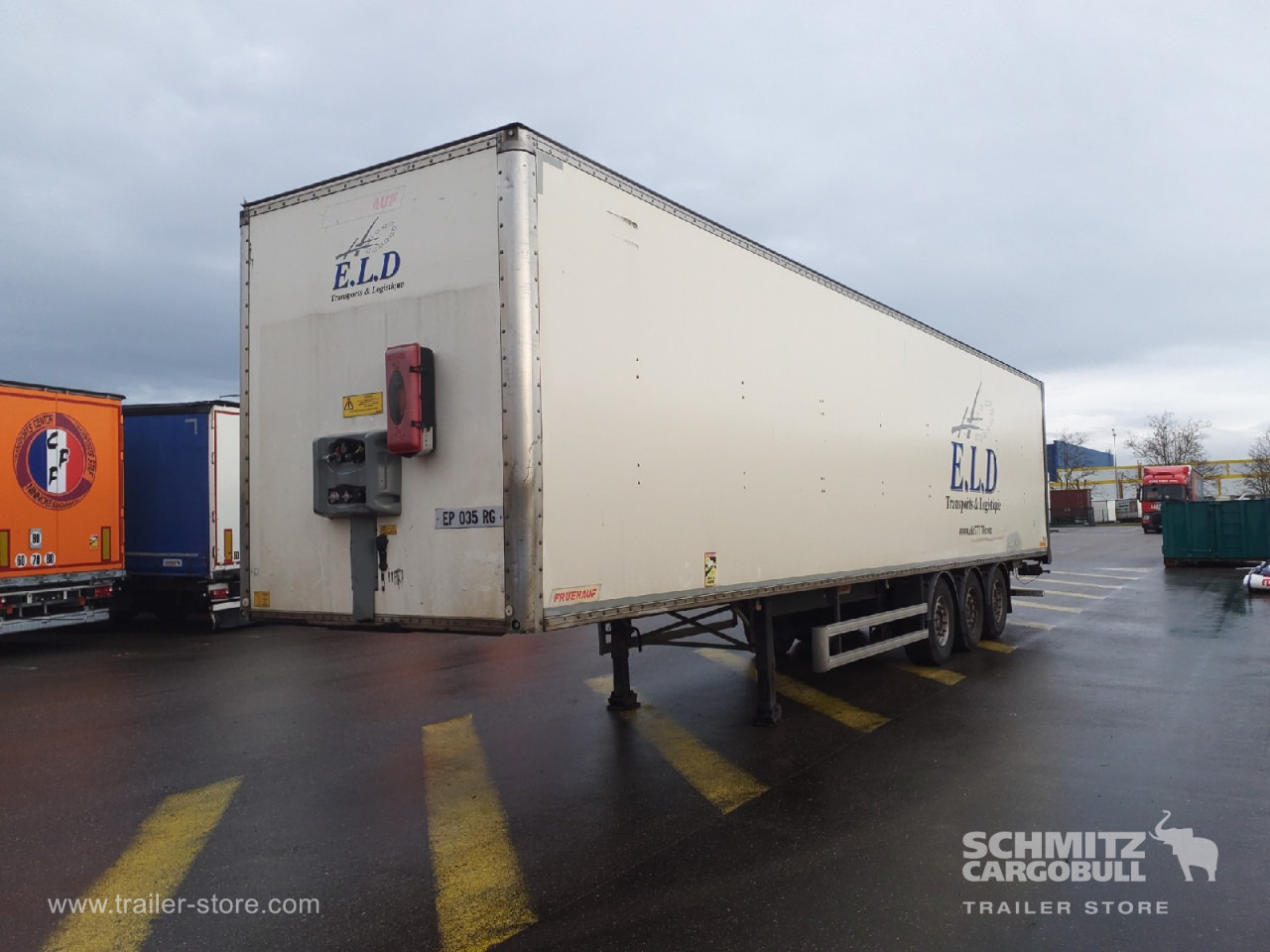FRUEHAUF Dryfreight Standard Roller shutter door - Semirremolque caja cerrada: foto 4 FRUEHAUF Dryfreight Standard Roller shutter door - Semirremolque caja cerrada: foto 4