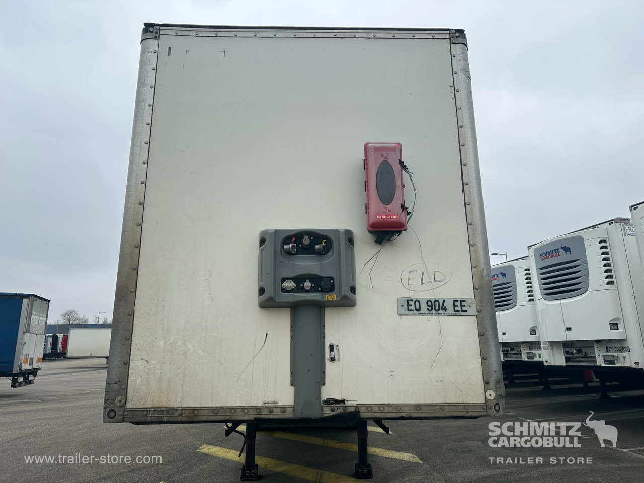 Semirremolque caja cerrada FRUEHAUF Dryfreight Standard Roller shutter door: foto 9