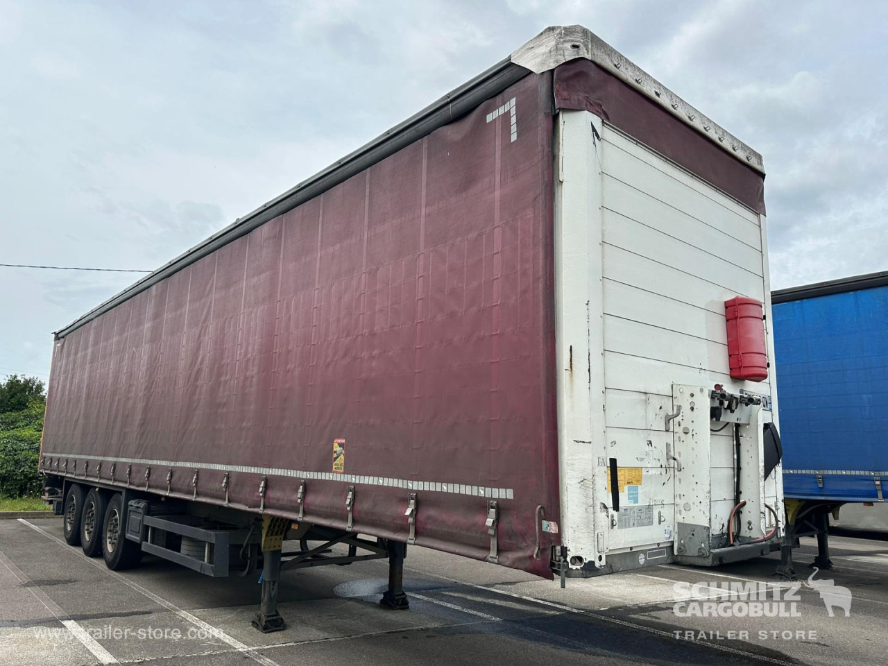 SCHMITZ Curtainsider Standard Taillift - Semirremolque lona: foto 1 SCHMITZ Curtainsider Standard Taillift - Semirremolque lona: foto 1