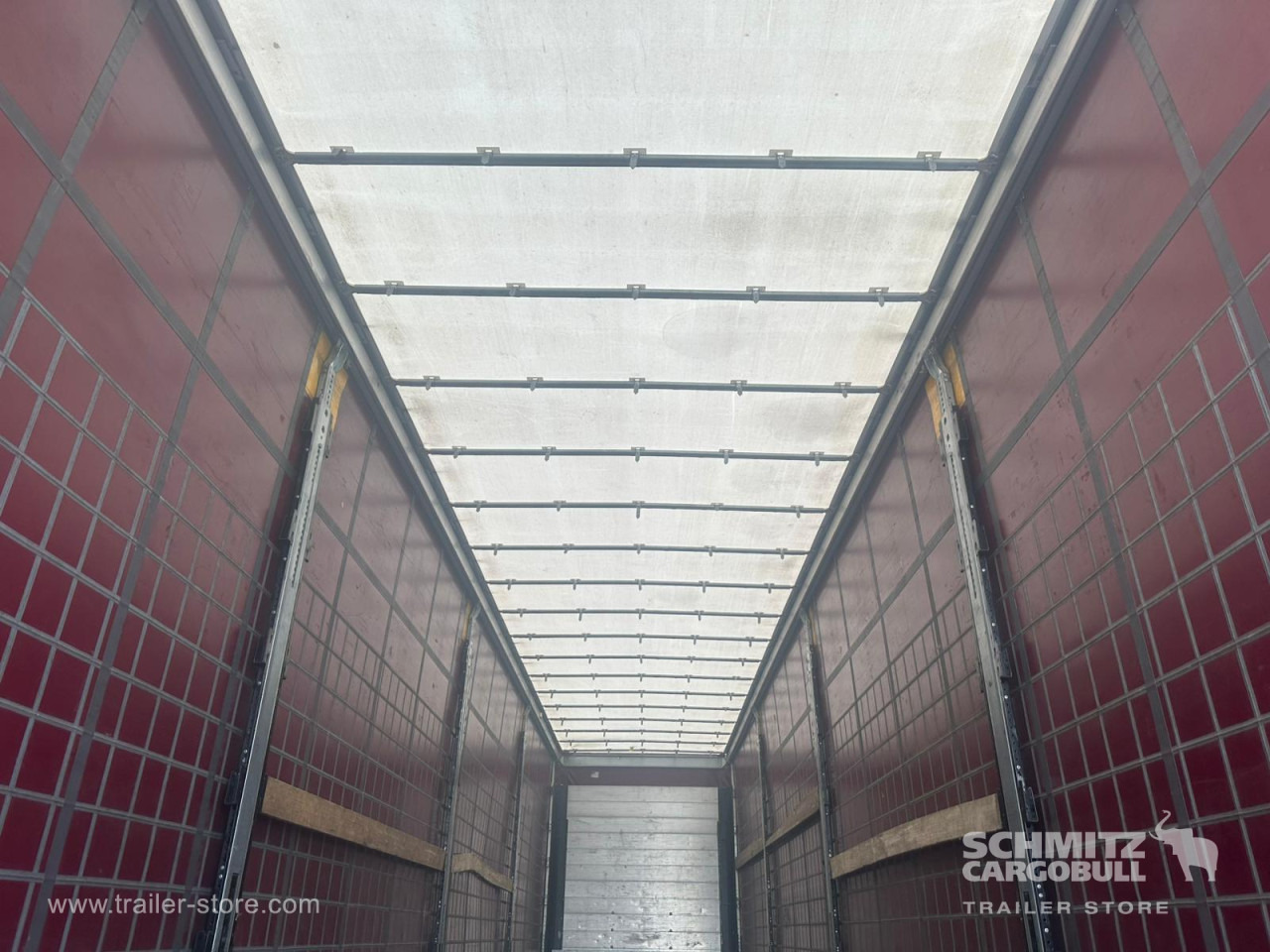 SCHMITZ Curtainsider Standard Taillift - Semirremolque lona: foto 5 SCHMITZ Curtainsider Standard Taillift - Semirremolque lona: foto 5