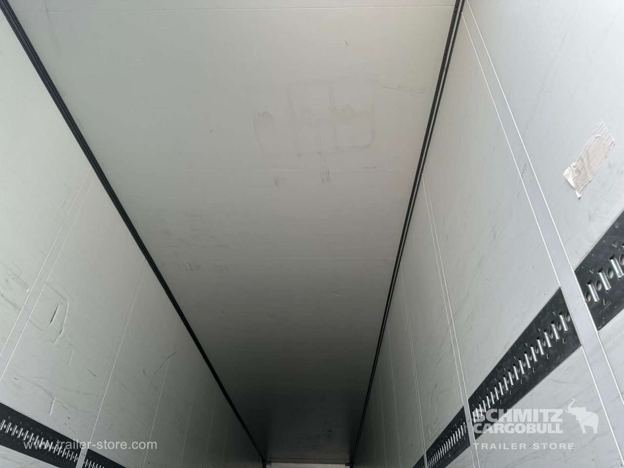SCHMITZ Dryfreight Mega - Semirremolque caja cerrada: foto 4 SCHMITZ Dryfreight Mega - Semirremolque caja cerrada: foto 4