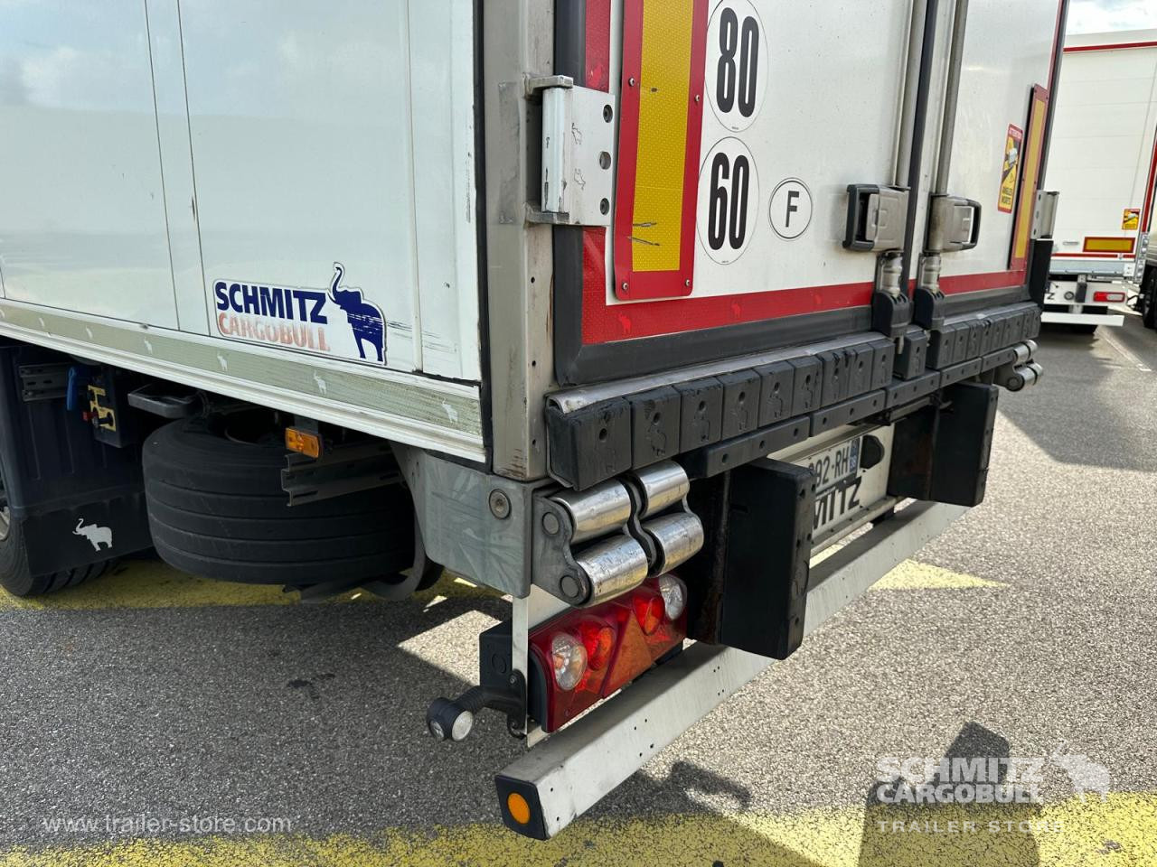 SCHMITZ Reefer Standard - Semirremolque isotérmico: foto 3 SCHMITZ Reefer Standard - Semirremolque isotérmico: foto 3
