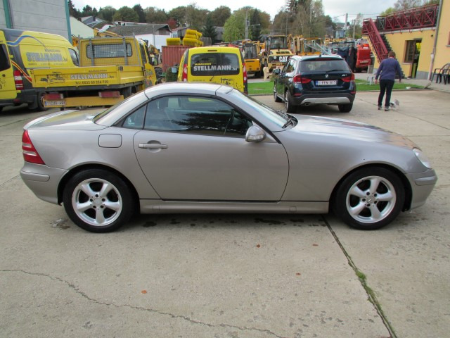 Coche Mercedes SLK 200: foto 16