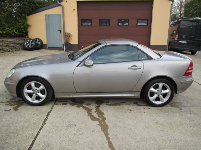Coche Mercedes SLK 200: foto 15