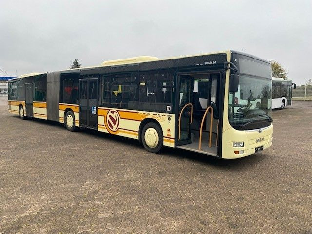 MAN A 23 Lions City Gelenkbus KLIMA 60 Sitze GURTE - Autobús articulado: foto 1 MAN A 23 Lions City Gelenkbus KLIMA 60 Sitze GURTE - Autobús articulado: foto 1