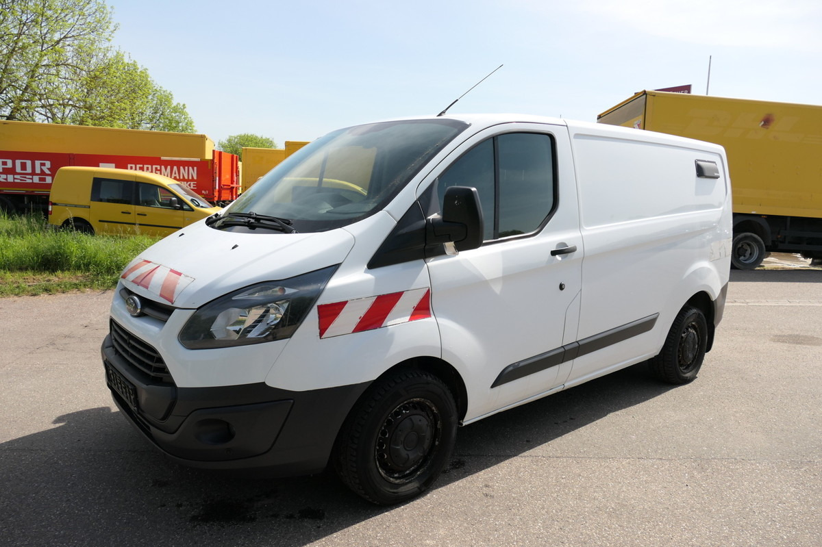 FORD Transit Custom 2,2l TDCI L1H1 COC KLIMA WERKSTAT - Furgoneta pequeña: foto 3 FORD Transit Custom 2,2l TDCI L1H1 COC KLIMA WERKSTAT - Furgoneta pequeña: foto 3