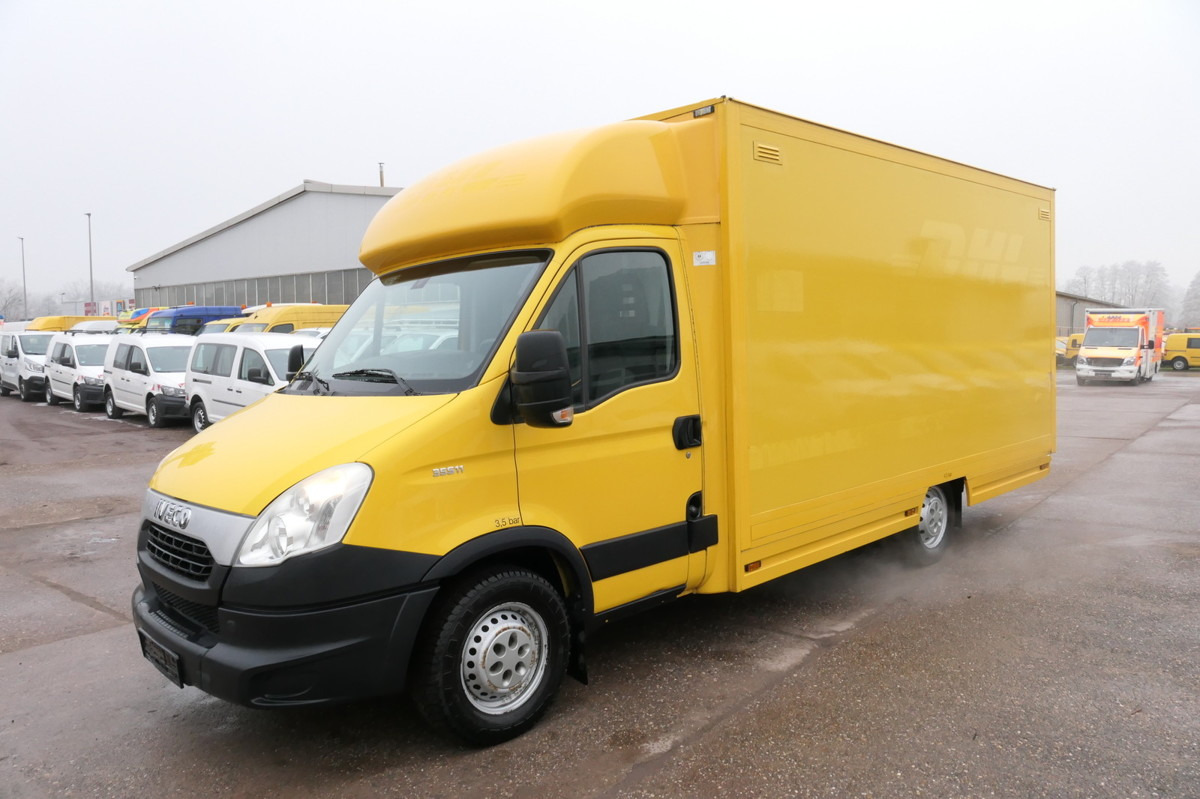 IVECO Daily 35 S11 C30C AUTOMATIK KAMERA Regale LUFT D - Furgoneta caja cerrada: foto 1 IVECO Daily 35 S11 C30C AUTOMATIK KAMERA Regale LUFT D - Furgoneta caja cerrada: foto 1