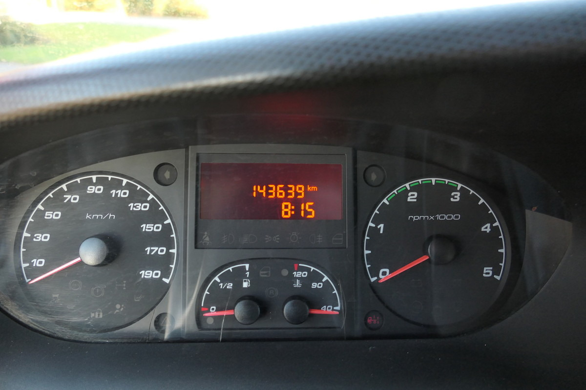 Furgoneta caja cerrada IVECO Daily 35 S11 C30C AUTOMATIK KAMERA Regale LUFT D: foto 12 Furgoneta caja cerrada IVECO Daily 35 S11 C30C AUTOMATIK KAMERA Regale LUFT D: foto 12