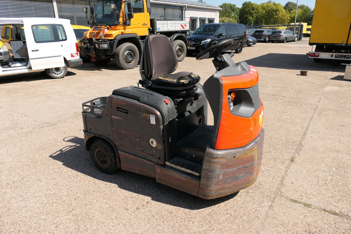 LINDE P 60 Z Schlepper Batterie 16/2019 3-Rad - Remolcadora: foto 2 LINDE P 60 Z Schlepper Batterie 16/2019 3-Rad - Remolcadora: foto 2