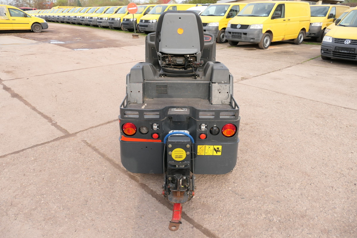 LINDE P 60 Z Schlepper Batterie 22/2019 3-Rad - Remolcadora: foto 4 LINDE P 60 Z Schlepper Batterie 22/2019 3-Rad - Remolcadora: foto 4