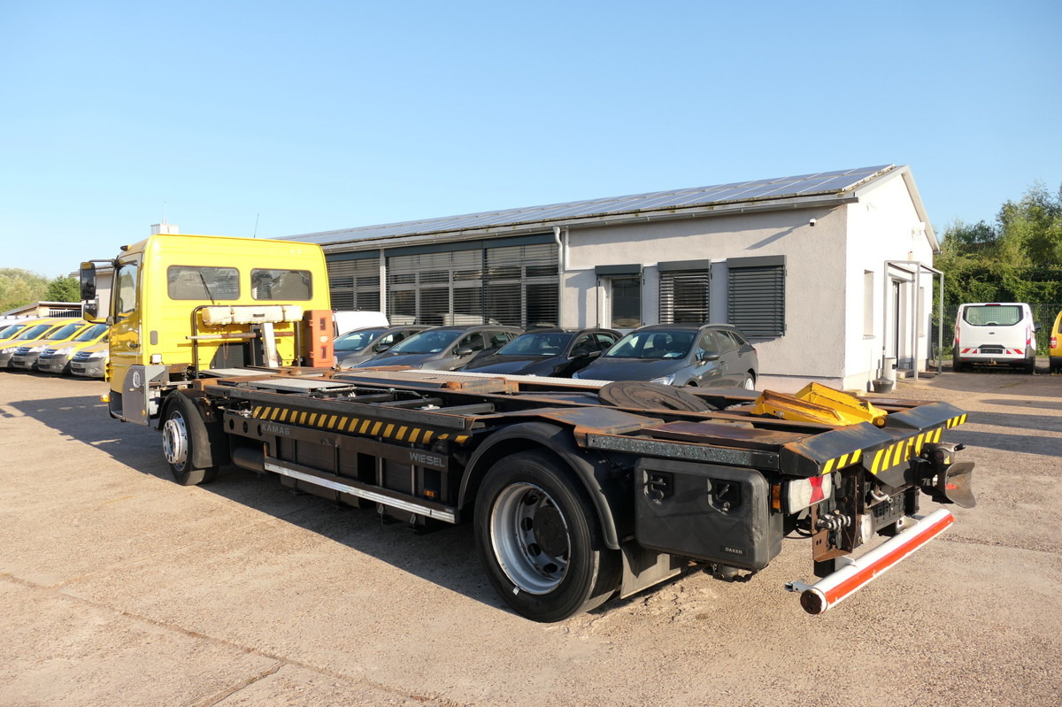 MERCEDES-BENZ KAMAG WBH 25 Wiesel Terberg Umsetzfahrz. Sattelk - Camión portacontenedore/ Intercambiable: foto 4 MERCEDES-BENZ KAMAG WBH 25 Wiesel Terberg Umsetzfahrz. Sattelk - Camión portacontenedore/ Intercambiable: foto 4