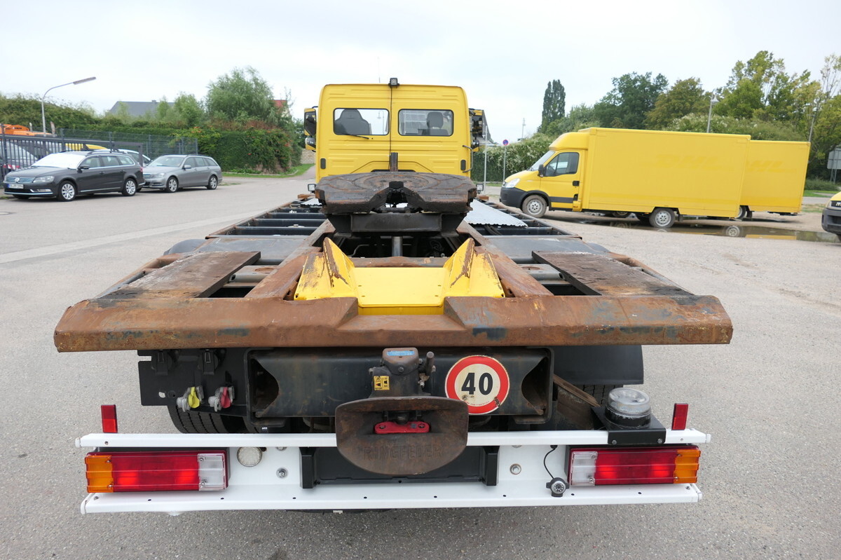 MERCEDES-BENZ KAMAG WBH 25 Wiesel Terberg Umsetzfahrz. Sattelk - Camión portacontenedore/ Intercambiable: foto 5 MERCEDES-BENZ KAMAG WBH 25 Wiesel Terberg Umsetzfahrz. Sattelk - Camión portacontenedore/ Intercambiable: foto 5