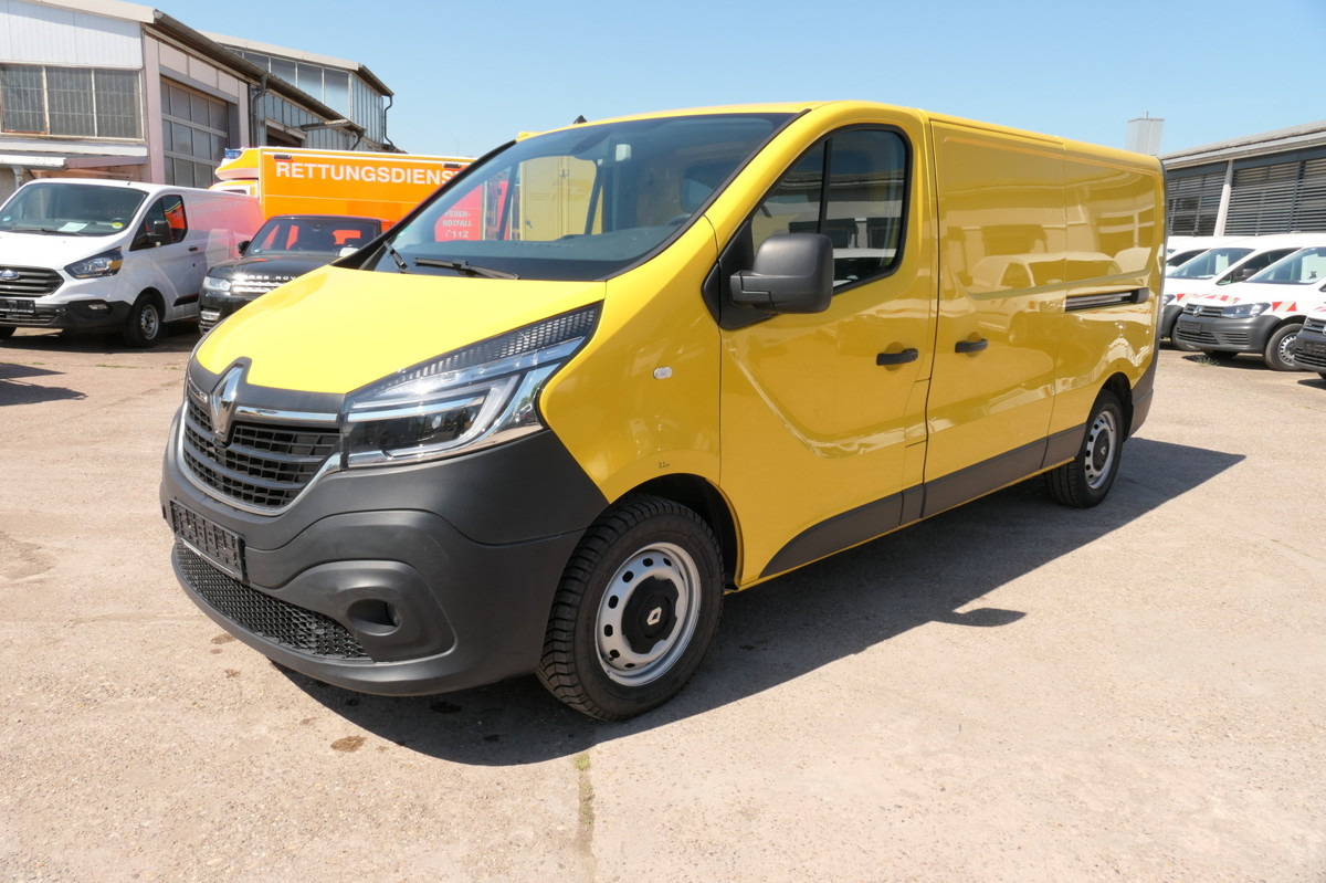 RENAULT Trafic dCi 120 L2H1 - Furgoneta pequeña: foto 2 RENAULT Trafic dCi 120 L2H1 - Furgoneta pequeña: foto 2