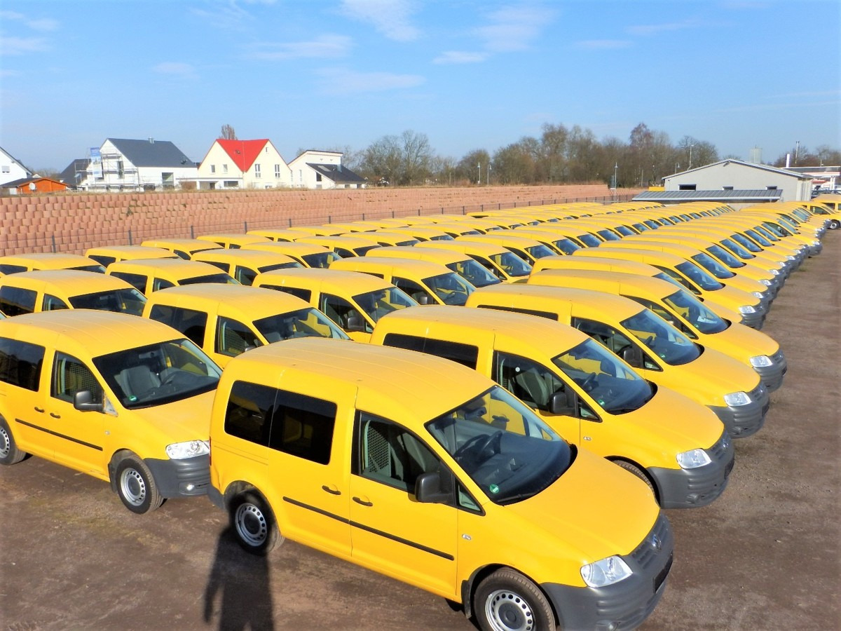 VW Caddy 2.0 SDI 2-Sitzer PARKTRONIK 2xSCHIEBETÜR - Furgoneta pequeña: foto 1 VW Caddy 2.0 SDI 2-Sitzer PARKTRONIK 2xSCHIEBETÜR - Furgoneta pequeña: foto 1