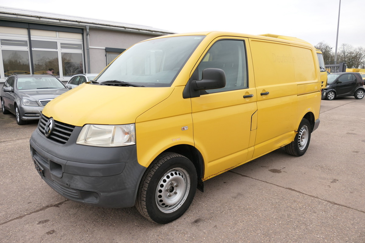 VW T5 Transporter 1.9 TDI 2-Sitzer PARKTRONIK 2xSCH - Furgoneta pequeña: foto 2 VW T5 Transporter 1.9 TDI 2-Sitzer PARKTRONIK 2xSCH - Furgoneta pequeña: foto 2