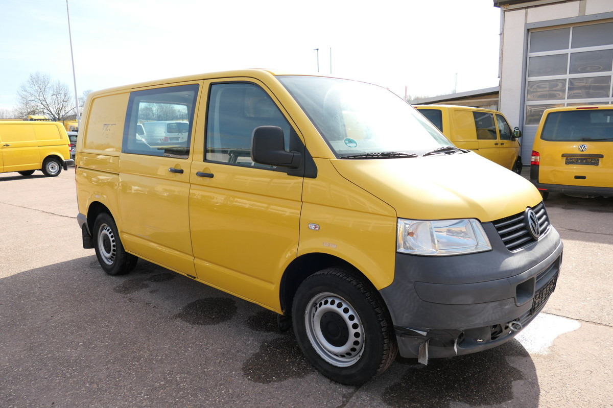 VW T5 Transporter 1.9 TDI PARKTRONIK 2xSCHIEBETÜR - Furgoneta pequeña: foto 2 VW T5 Transporter 1.9 TDI PARKTRONIK 2xSCHIEBETÜR - Furgoneta pequeña: foto 2